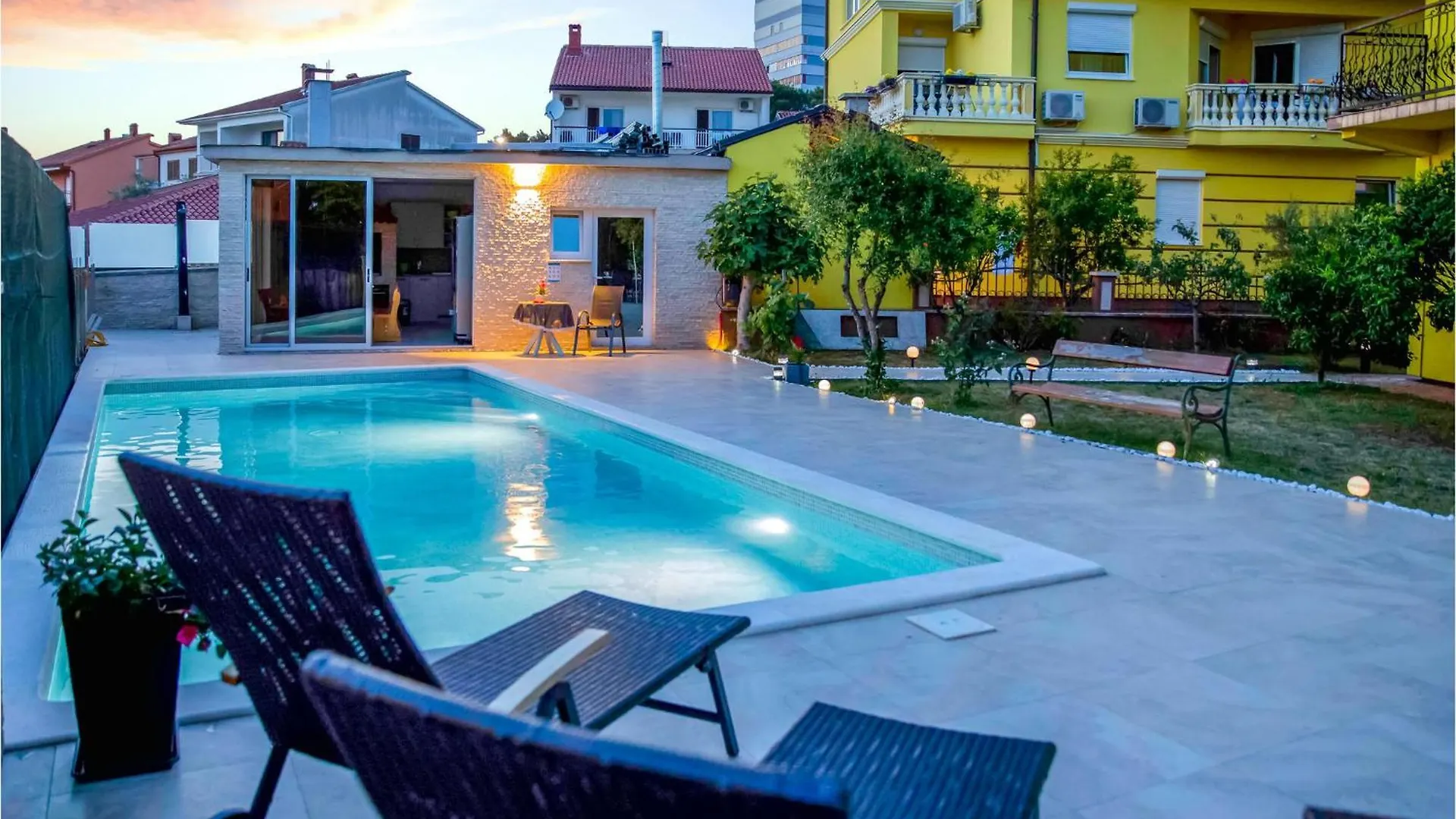Nice Apartment In Pula With Outdoor Swimming Pool